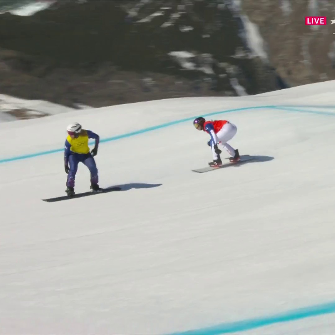 🇫🇷🥉 Nouvelle médaille française ! Léa Casta et Loan Bozzolo décrochent le bronze sur le snowboardcross par équipes ! Les Jeux Olympiques de #MilanoCortina2026, c'est en intégralité sur Eurosport et HBO Max