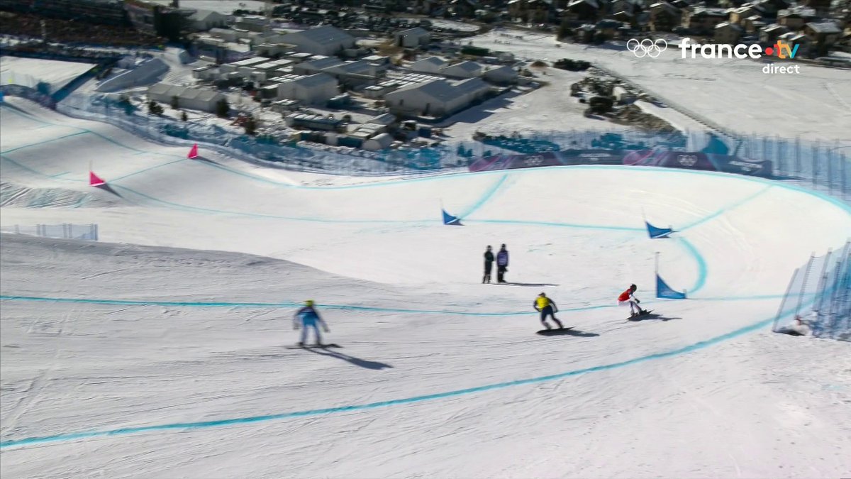 🇫🇷🥉 ALERTE MÉDAILLE LE DUO BOZZOLO-CASTA REMPORTE LE BRONZE EN SNOWBOARD CROSS MIXTE ! Avec cette 15ᵉ médaille, la France égalise son record historique aux JO d’hiver de Milan-Cortina. #MilanoCortina2026