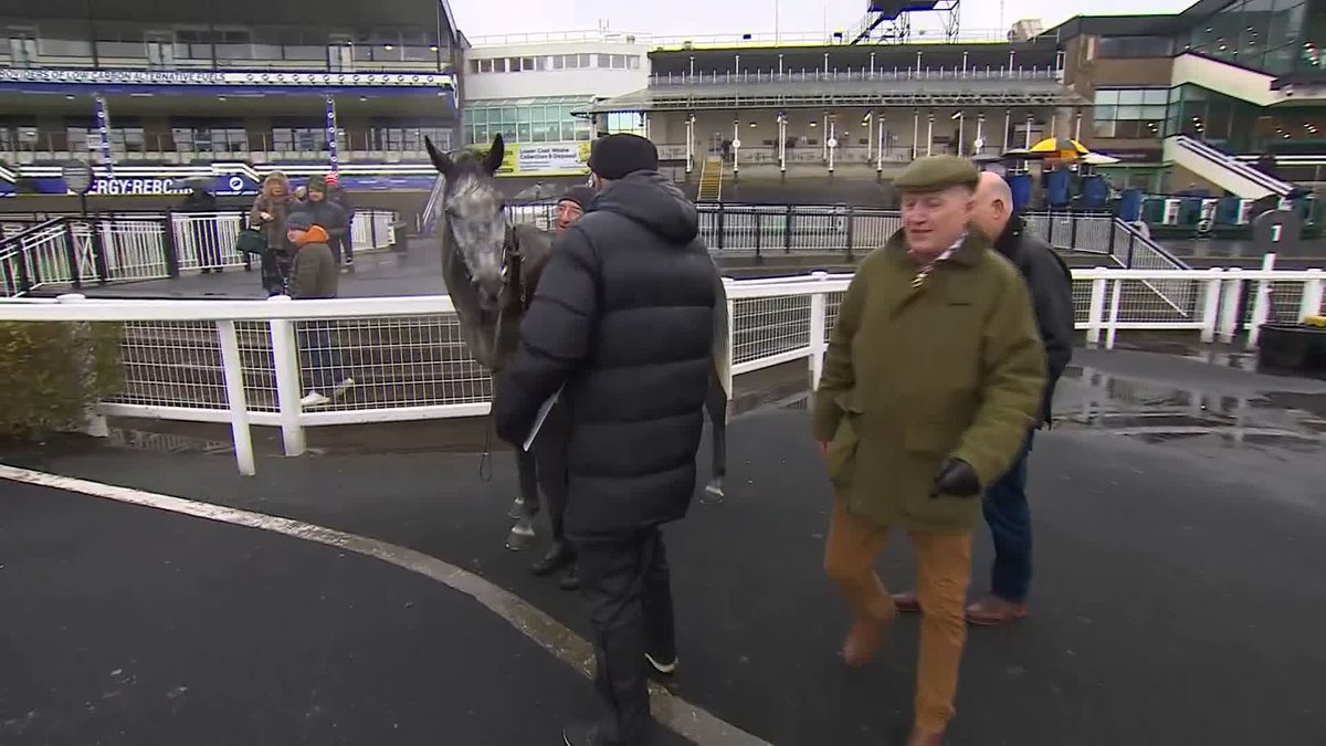 "It was a pleasure to watch!" 😁 Great to see John Berry in the winners' enclosure at Newcastle Racecourse...