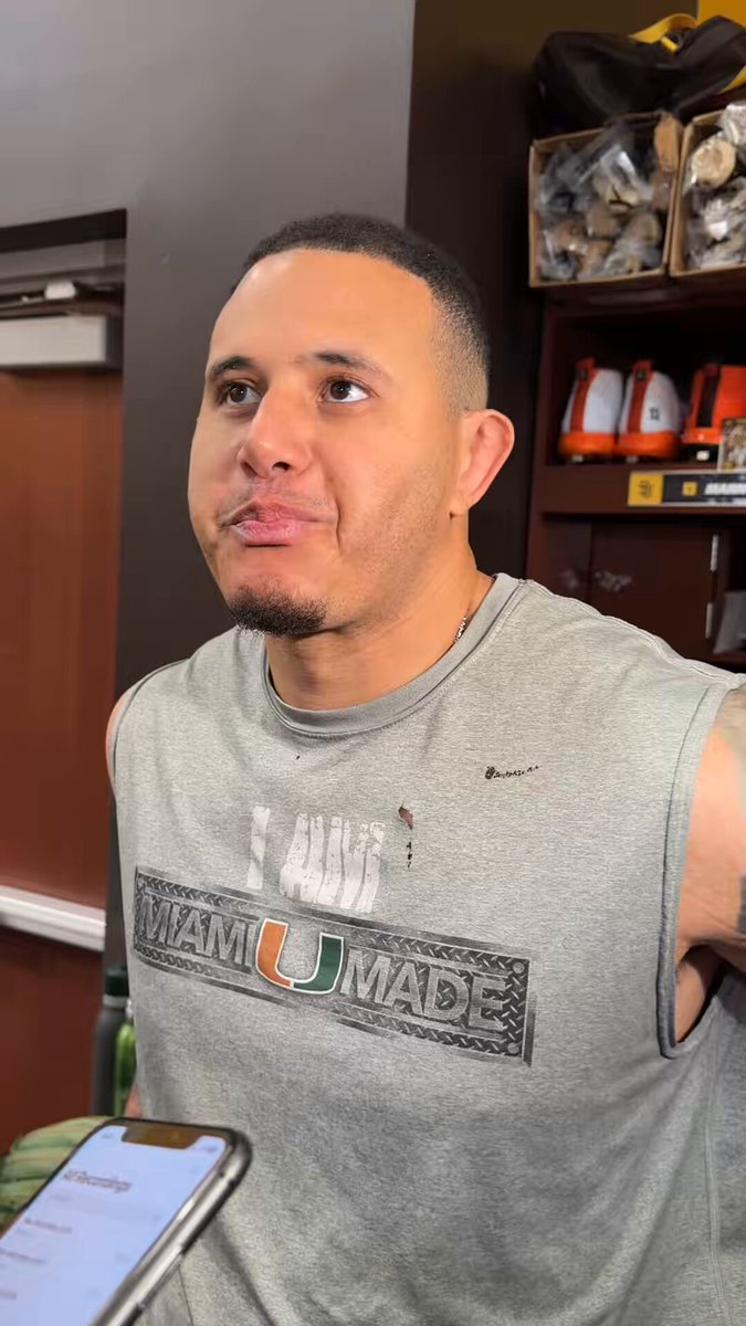 Manny Machado is asked about Nick Castellanos reportedly joining the Padres. Machado: “Talk about getting a $20 million player for pennies on the dollar…deserves an extension for AJ.”