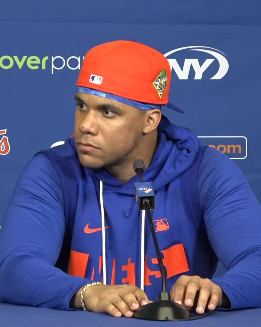 Juan Soto is asked about the Mets' clubhouse last year: "That's in the past, we forget about it" On how the Mets can head into 2026 with a strong dynamic: "Have fun, forget about all the drama. Focus on the game and win some ball games."