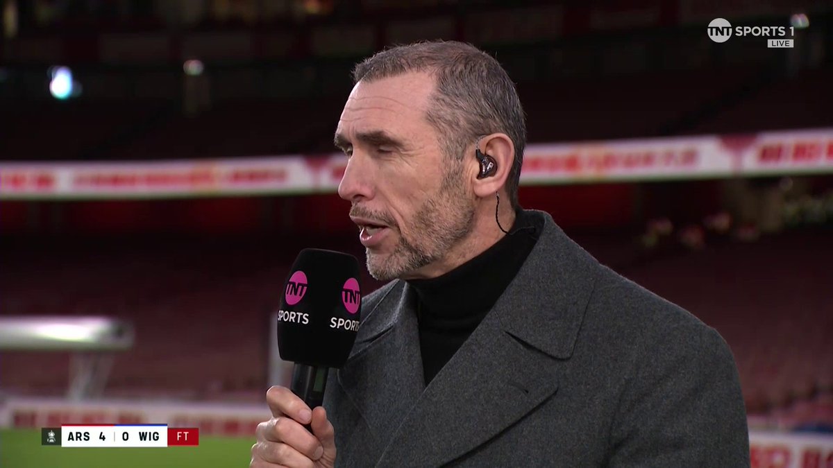 "You've got to get the right mix... everyone plays their part" ๐ Martin Keown discusses Arsenal's 'squad players' and the importance to the team as they compete on FOUR fronts ๐ ๐บ TNT Sports & discovery+ UK