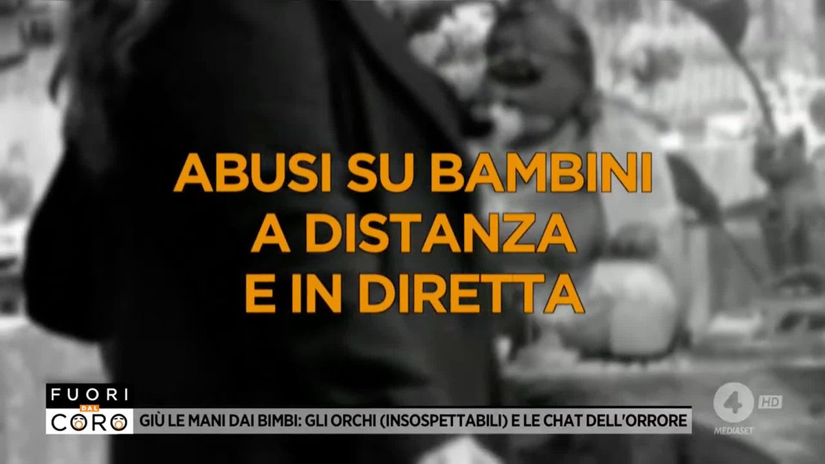 6 uomini insospettabili e le loro chat dell'orrore sui bambini. Il servizio completo di Cristina Autore a #Fuoridalcoro è su Mediaset Infinity