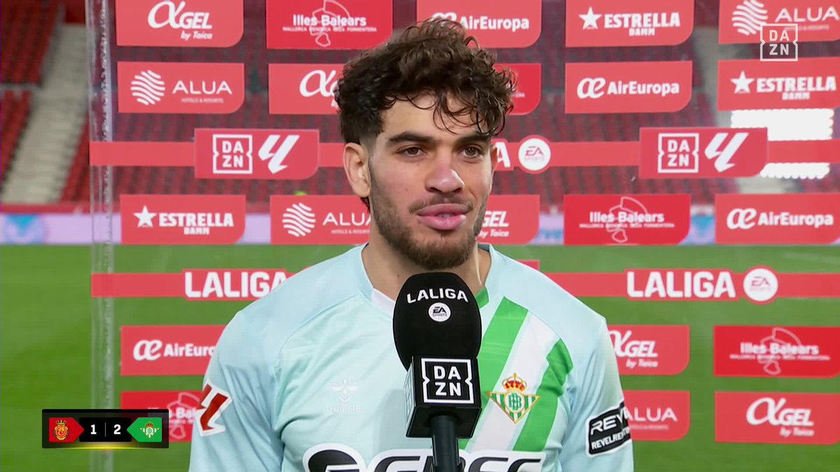 🗣️ “Es una locura, siempre lo digo… Somos unos locos de la cabeza” Abde se rinde a la afición del Real Betis en el micrófono de DAZN #LALIGAenDAZN ⚽️