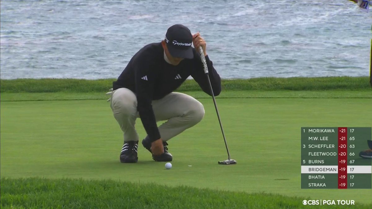 The wind is absolutely roaring at Pebble Beach. 😳 📺 CBS