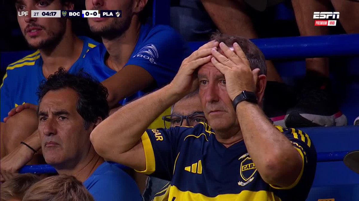Lucas Janson no puede ponerse nunca más la camiseta de Boca. Dejen de pelotudear a la gente.