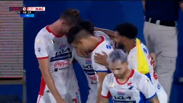 ⚽️¡GOL DE NACIONAL! Asistencia del Kili Rojas y un zurdazo de Sebastián Vargas para abrir el marcador en La Nueva Olla. 📺Tigo Sports ▶️Viví el #AperturaAPF2026 por