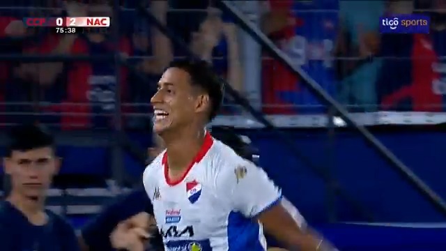 ⚽️¡AUMENTA LA DIFERENCIA! Roque Santa Cruz inició el contragolpe de Nacional y definió Hugo Benítez. 📺Tigo Sports ▶️Viví el #AperturaAPF2026 en