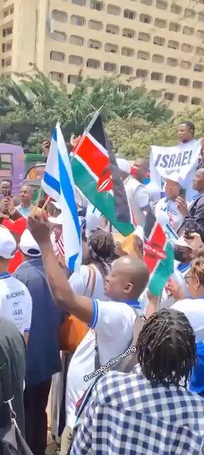 See these IDIOTS I have said some Africans deserve to be colonised Again! Thats why I don’t discuss Geopolitics with citizens of some of these countries. Specifically KENYA and Nigeria. It’s a waste of Time