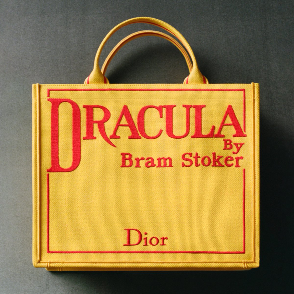 Dior Book Cover Totes tell a story of savoir-faire through embroidered interpretations of an array of literary classics – from Dracula and Bonjour Tristesse to the founding couturier’s own autobiography, Dior by Dior. Available now in stores and #DiorBookTote