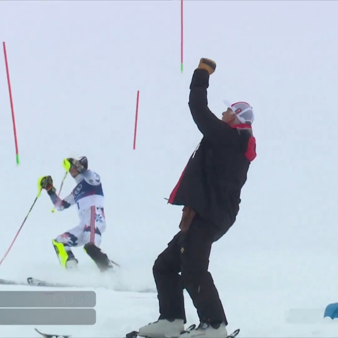 GOLD MEDAL DRAMA in men's slalom. Switzerland's Loic Meillard sets the time to beat, then watches as Atle Lie McGrath veers off course to decide the gold medal. 😳