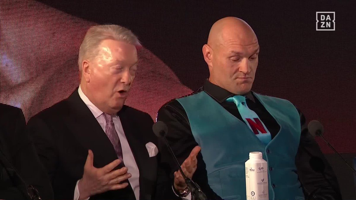 Frank Warren wants to see the Trilogy fight between Tyson Fury and Oleksandr Usyk 👀 #FuryMakhmudov