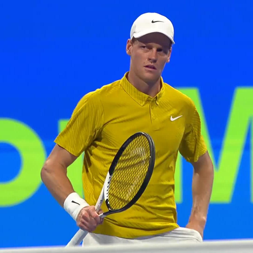 26 minutes of domination 😳 Jannik Sinner makes a blistering start in Doha, taking the first set 6-1! 💨