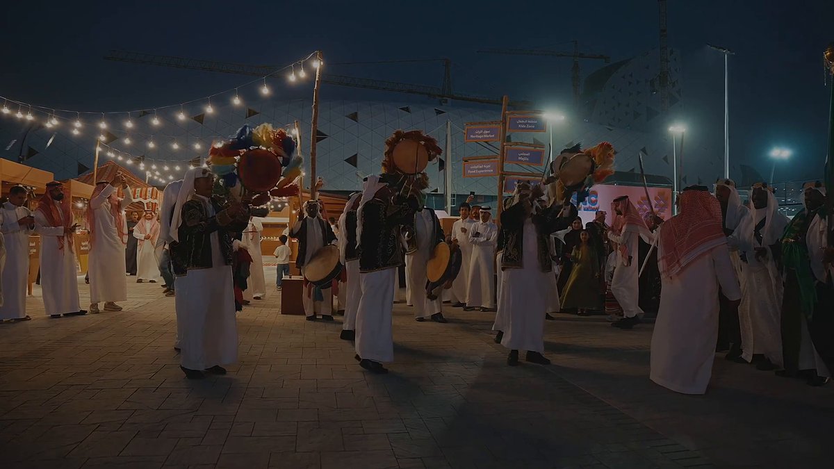 في ثالث أيام احتفالاتنا بيوم التأسيس 🎊 متواصلين إلى أبعد مدى وفرحتنا متواصله 🇸🇦 #يوم_التأسيس