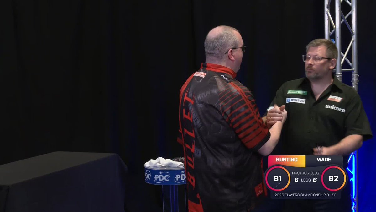 COMEBACK COMPLETE! ✅ From 6-2 down, Stephen Bunting wins five straight legs against James Wade to confirm his spot in the final of PC3! 📺 #PC3