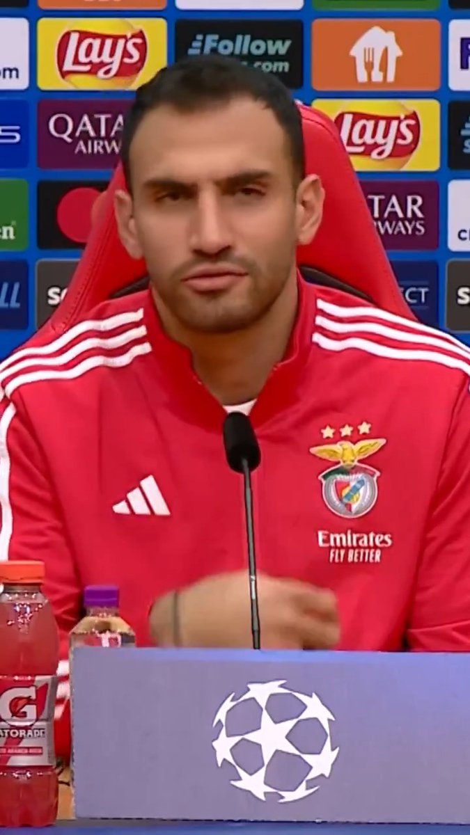 Perguntaram mesmo a Pavlidis se preferia perder 4-5 ou empatar 0-0 🤣