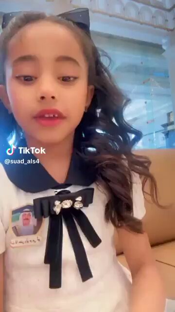 لفته كريمة من سمو الامير ، الله يجبر بخاطرك مثل ماجبرت بخاطر هالطفله .. 👏🏼🇰🇼
