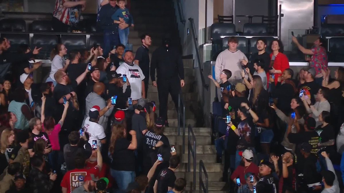 THE MASKED MAN STOMPS LOGAN PAUL 🤯