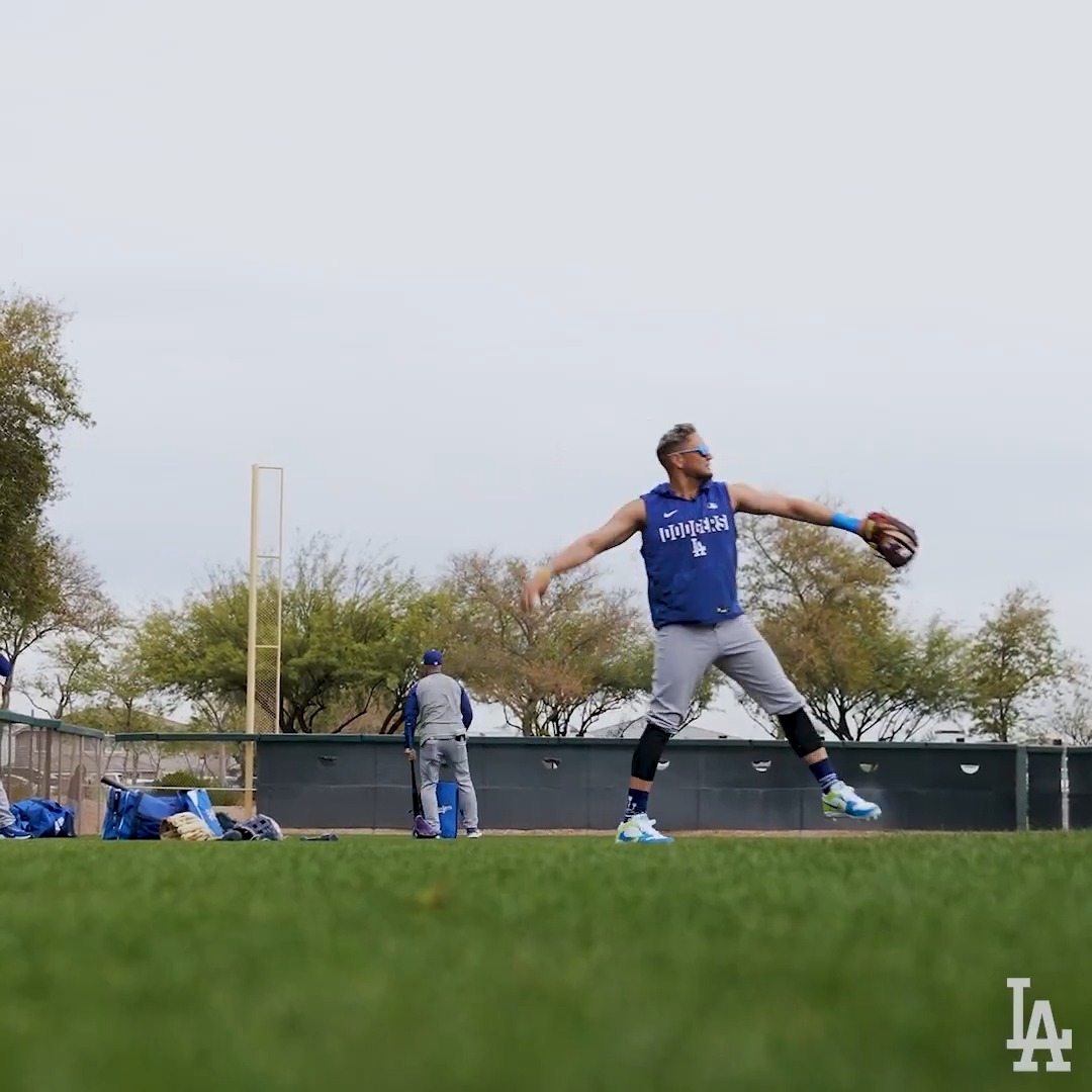 Mic'd up with Miggy Ro for Spring Training report day!