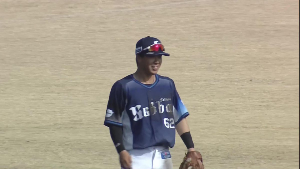 #夏央たまらん 捕球→送球が速すぎる ファンからも大きな拍手 🌸西武春季キャンプ #seibulions #だったらDAZN DAZNならキャンプ・オープン戦も見られる📱 ✔ 月々2,300円（年間プラン・月々払い） ✔ 初月無料キャンペーン中（〜4/19まで） ▶ 視聴はこちら