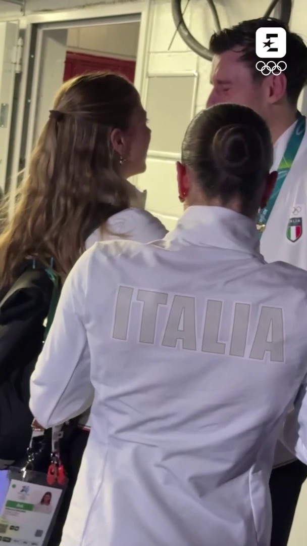 QUESTO abbraccio tra Filippo e Carolina