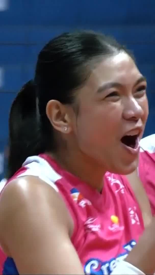 PHENOMENAL STILL 💥 Alyssa Valdez delivers back-to-back hits for the Creamline Cool Smashers to even the set scores against the ZUS Coffee Thunderbelles in the 2026 PVL All-Filipino Conference. #PVL2026 #TheHeartofVolleyball