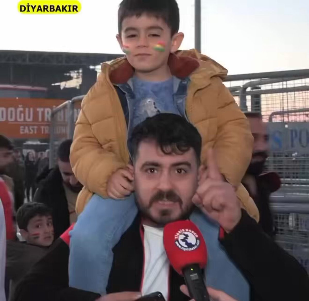 Sakarya nasıl kudurtmuşsa bunları :), TD’yi sokağa atmışlar. “Sen teknik dürökter değilsin!”