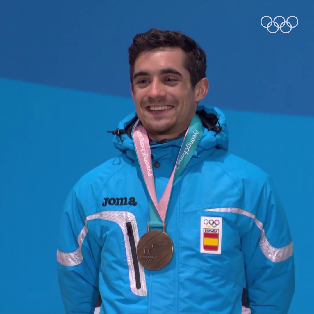 Tal día como hoy hace 8️⃣ años... El español Javier Fernández, en sus terceros #JuegosOlimpicos de Invierno, ganó la medalla de bronce en #PyeongChang2018. 🇪🇸 ⛸️🥉 #MilanoCortina2026 l Comité Olímpico Español RFEDH