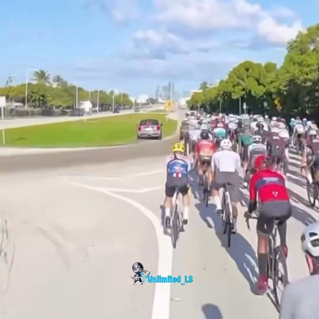 This is the level of insanity you’re up against as a cyclist on the roads. 🤯🤯 He should be banned for life