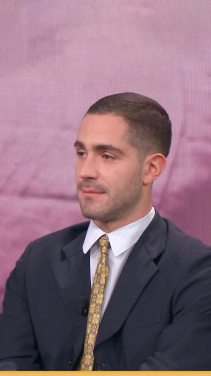 Qual รจ il pregiudizio su di lui che lo diverte di piรน? Tommaso Zorzi risponde alla domanda social riportata dalla nostra Cinzia Bancone ๐ซถ ๐ Guarda #TvTalk su RaiPlay ๐ฉต