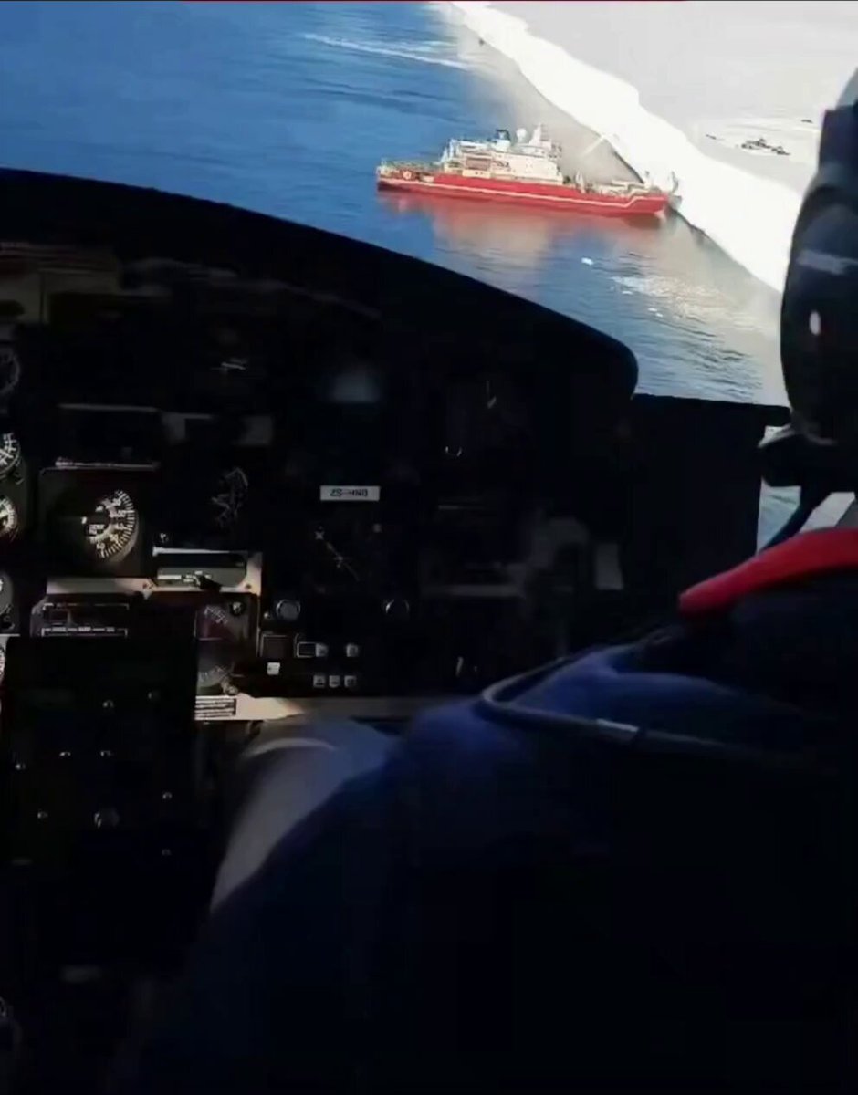 🧐 ANTARCTIQUE ⚡Cette vidéo virale du survol de l'#Antarctique a fait le tour du web pendant longtemps, mais a été supprimée par l'auteur après seulement un jour.... 🤷🏻La raison est que les images ont été prises dans une zone interdite, à laquelle les touristes n'ont pas accès!
