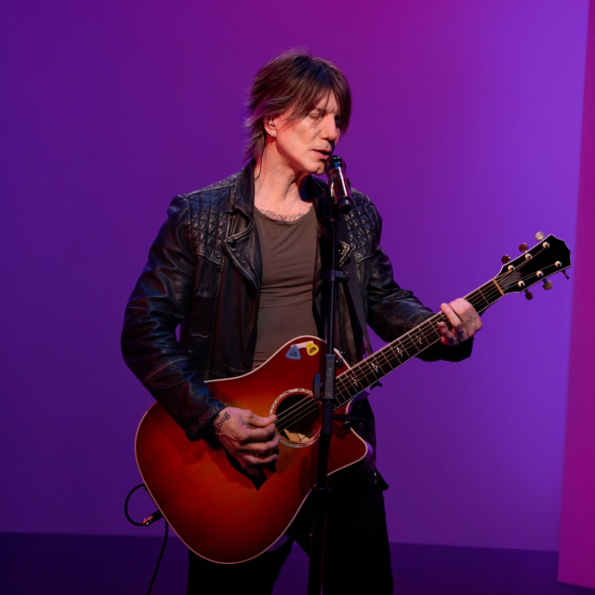 On The One, we invite artists to perform the most beloved and enduring song in their catalog. Goo Goo Dolls dropped by our LA Studios to perform their defining classic, “Iris.” Watch the full performance and add the track to your library on Apple Music.