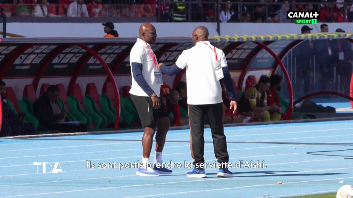 #TDA 🌍 : Extrait du reportage dans les coulisses d'Azam FC 🇹🇿, le club de Florent Ibenge 🇨🇩 qui s'est étonné de nouveaux vols de serviettes lors du match face au Wydad Casablanca 🇲🇦