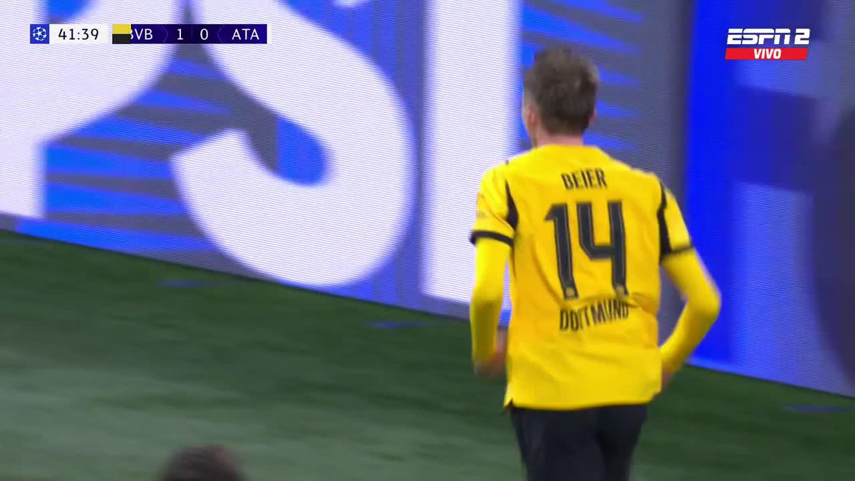 Qué lindo gol del Dortmund a Atalanta, por UCL. El arte de tocar y atacar el espacio. 😮‍💨
