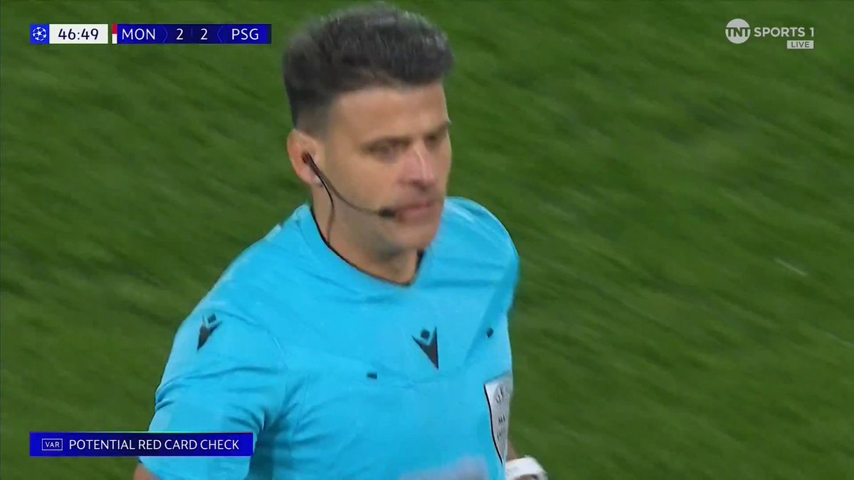 Disaster for Monaco as Golovin is shown a red card! 🟥 TNT Sports &amp; discovery+ UK