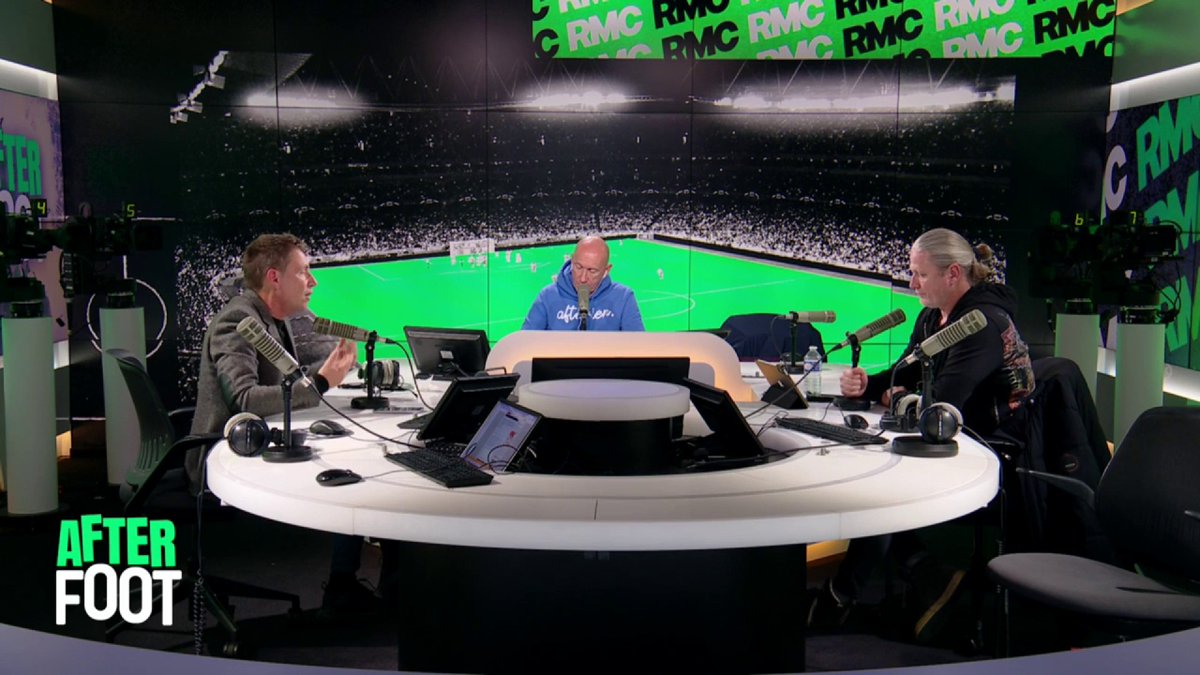 Daniel Riolo : "Monaco est faible, ne propose rien, après le 2-0 ils n'ont RIEN FAIT ! Le PSG prend deux buts face à une équipe faible ce soir, trois face à une autre équipe faible à Rennes... le PSG n'a plus la même compacité et domination."