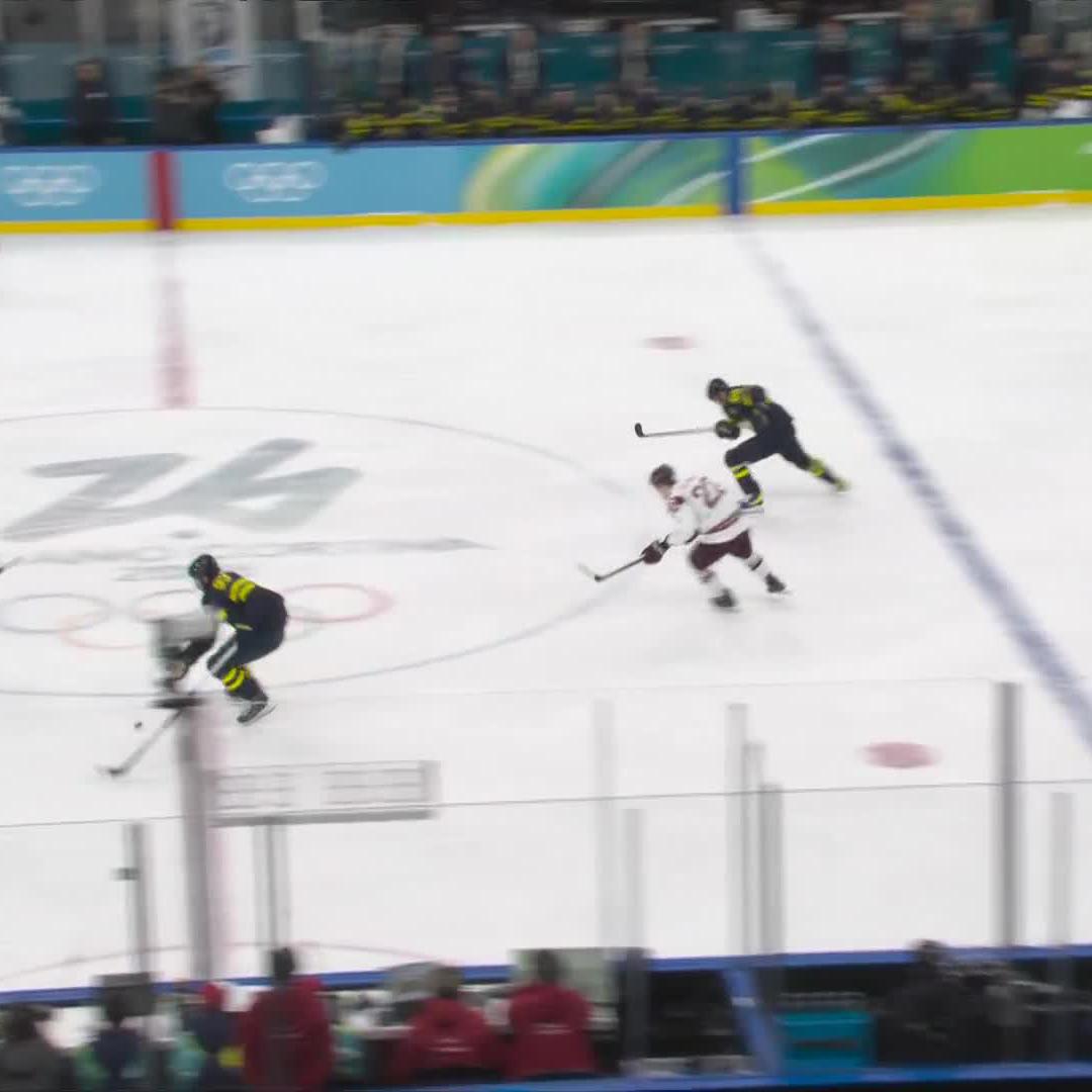 Mika Zibanejad. One-timer. Lights the lamp.