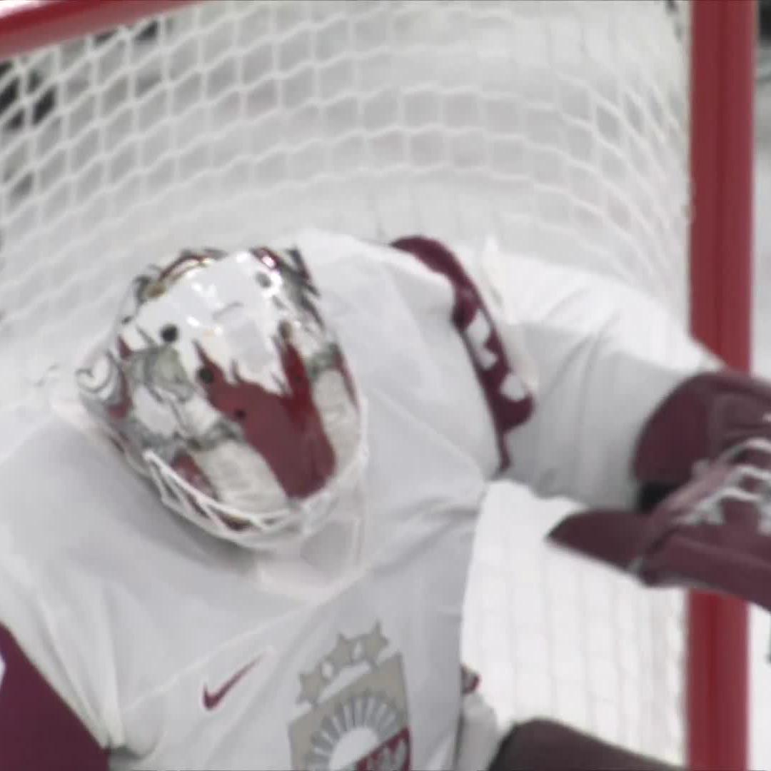 William Nylander buries it with authority. Sweden taking over!