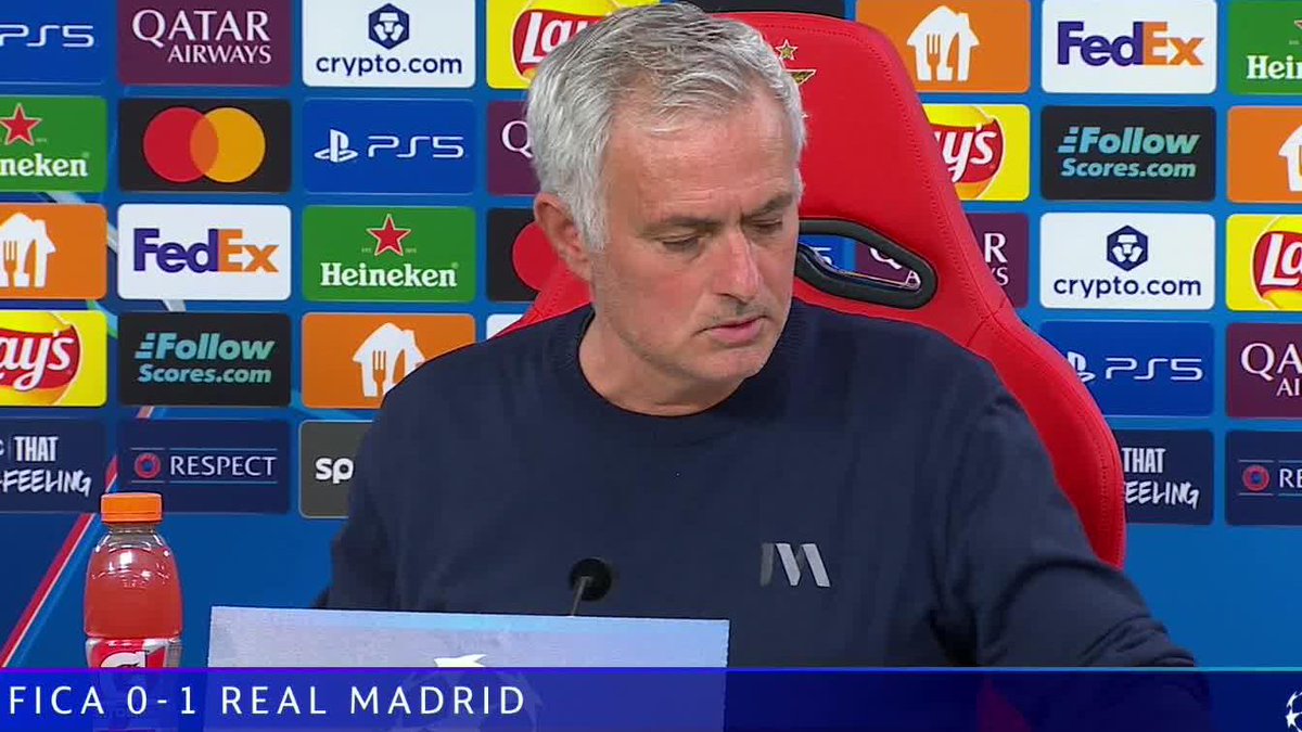 "Ele expulsou-me, mas sabe que eu disse a verdade" 🗣️ José Mourinho sobre a sua expulsão #DAZNChampions