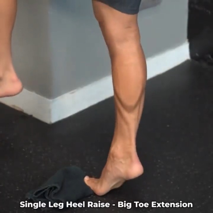 STRONG ANKLES The foot &amp; ankle complex is so important! It's the first thing that makes contact with the ground, it influences body alignment and compensates when our lower body gets injured. Clinicians! Find all our exercises on our HEP builder: