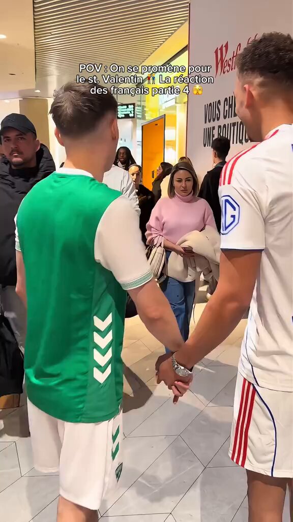 « On se promène ensemble pour la Saint Valentin » Les réactions sont dingues 😳