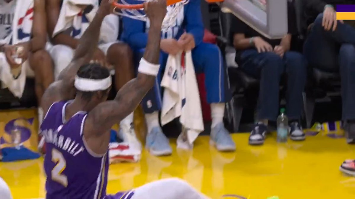 Five slams for last week’s top plays @michelobULTRA x #LakeShow