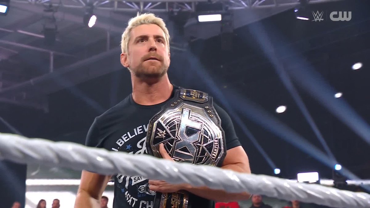 "We've got a meme as Champion" Come on, Ricky Saints 😒 Joe Hendry
