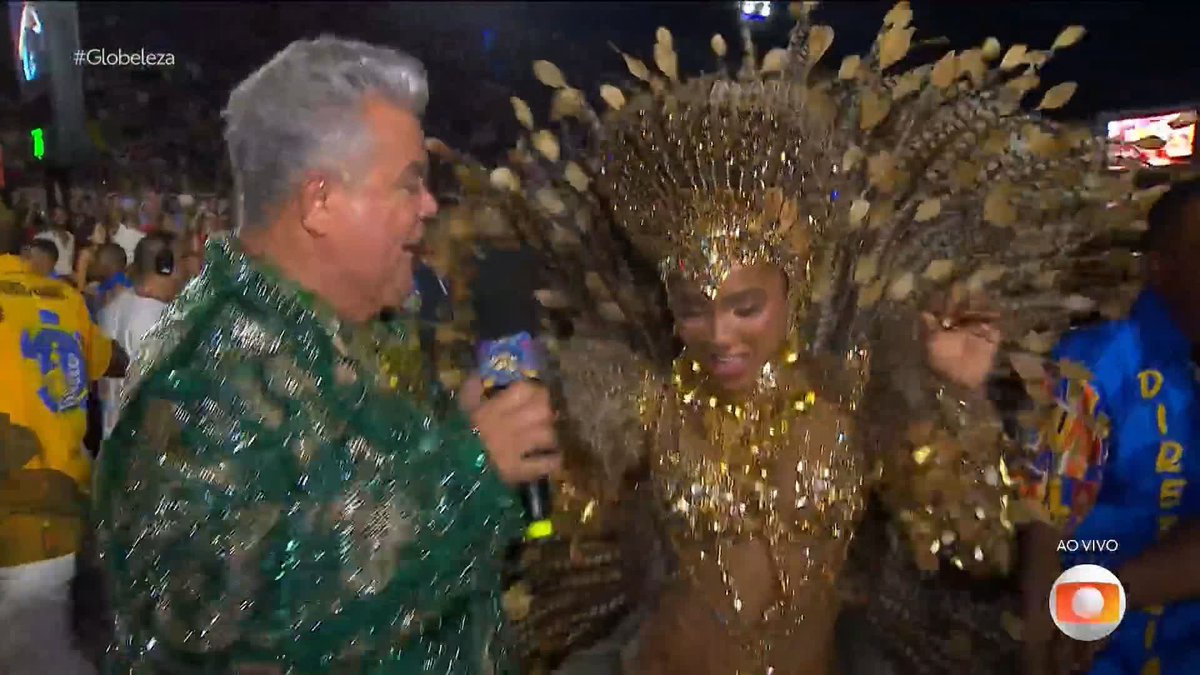 Milton Cunha: "Qual sua mensagem pras meninas da comunidade?" Mayara Lima: "Continuem sonhando, acreditando nos seus sonhos. a Mayara lá de trás tá orgulhosa da mulher que ela se tornou. acreditou na cultura do seu país pra vencer e conseguiu"#Globeleza