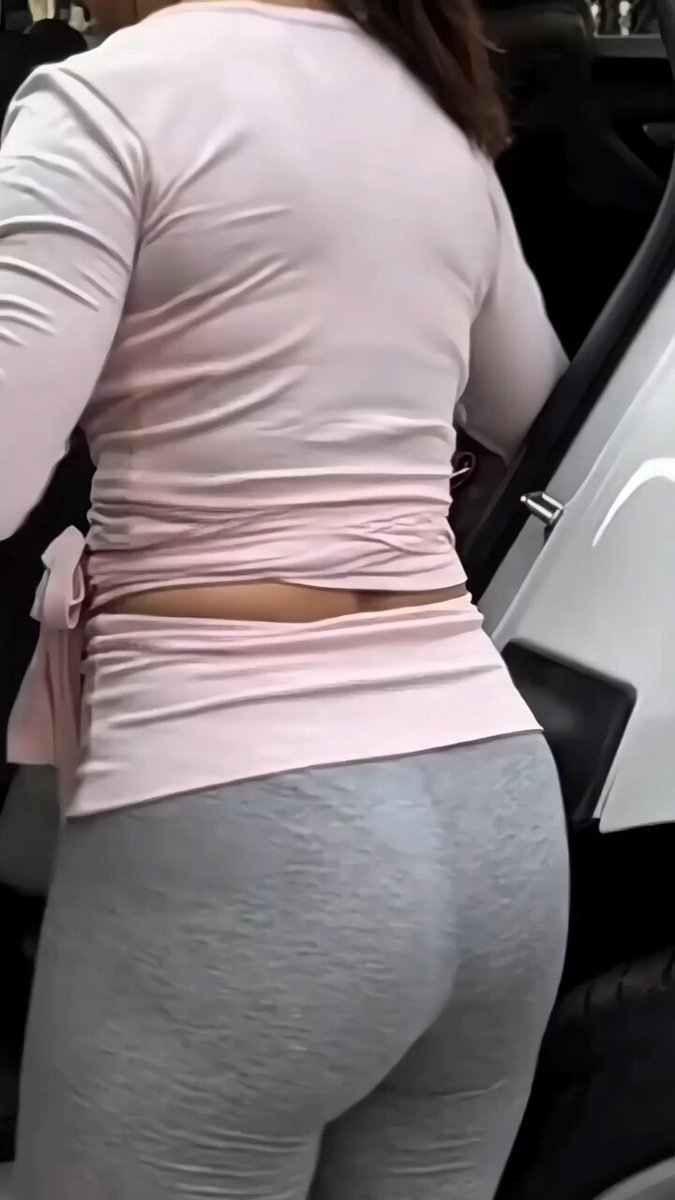 Chhoti Raand ki Moti Gaand Avneet kutiya kaur lagta hai gym nahi Gaaand marane jati hai