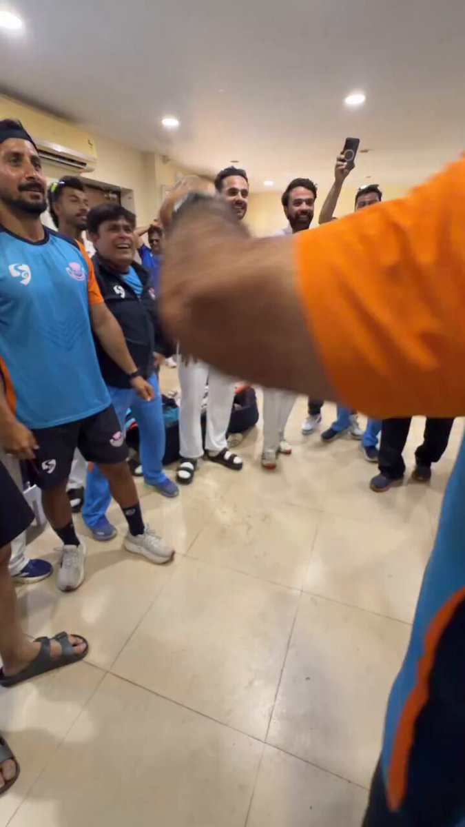 Jammu and Kashmir cricket team players’ crazy dance celebration after reaching the Ranji Trophy final for the first time in 66 years. Well played, Jammu and Kashmir team!🔥