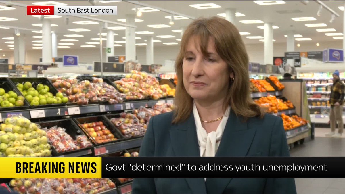 1/2 "The former prince has got a lot of questions to answer on a whole range of issues" Chancellor Rachel Reeves says Andrew Mountbatten Windsor owes it to the victims of Epstein and his associates to give more information on what he knew 📺 Sky 501