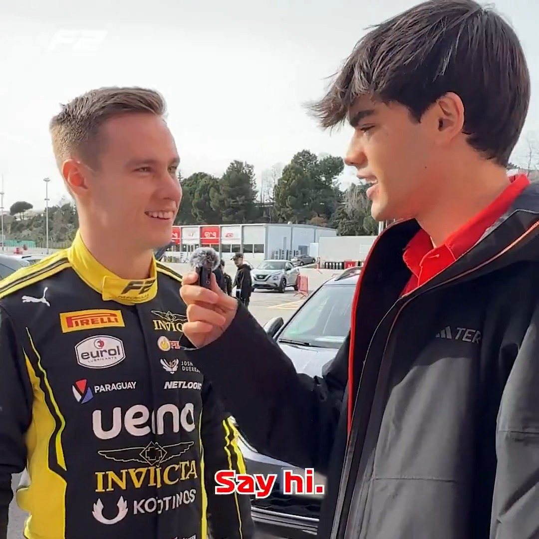 Behind the scenes of an #F2 media day 🎥👀 Your tour guide is Sebastian Montoya 🗺️ #F2Testing #RoadToF1