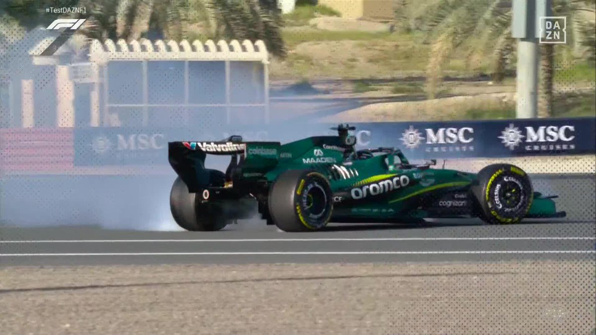 ¡Bandera roja! ¡Stroll trompea y se queja enganchado en la grava! 😱 #TestDAZNF1 #F1Testing 🏁