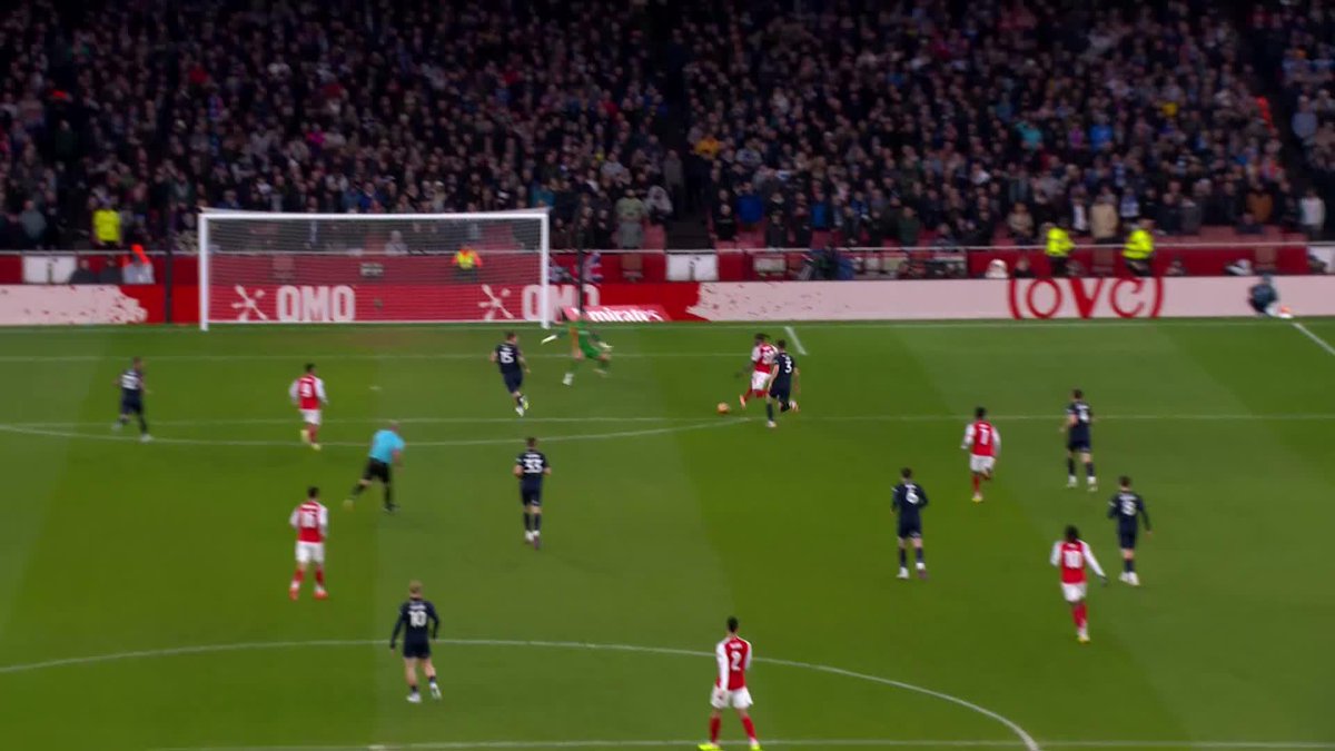 Eberechi Eze sees everything 🔍 Incredible vision from the Arsenal number 10 to feed Noni Madueke 👏 #EmiratesFACup